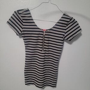 GUESS #XS Black and White Striped Top